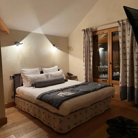 Hotel Le Jalouvre 3*