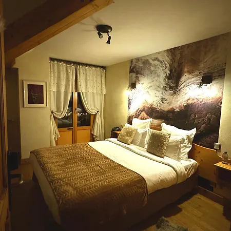 Hotel Le Jalouvre 3*